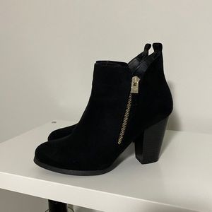 Cute black booties